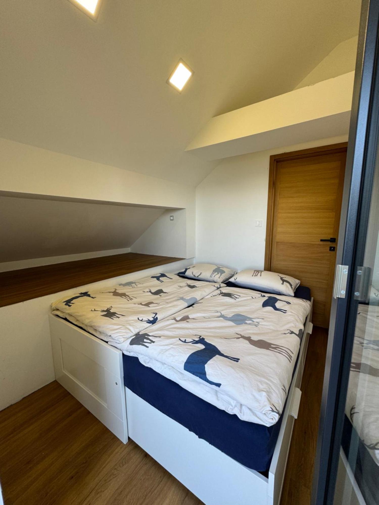 Span Cottage Jesenice Eksteriør bilde